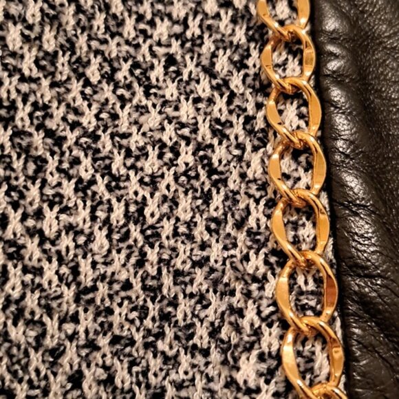 St John Collection Marie Grey Vintage Knit Short Jacket Leather trim sz S - Picture 8 of 13